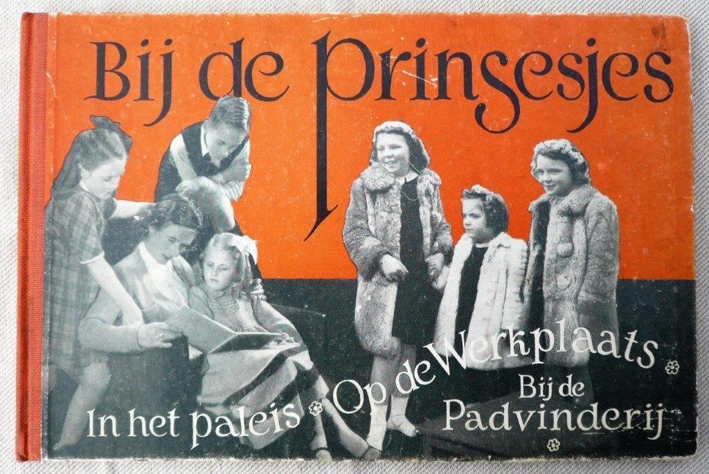 Boek: bij de Prinsesjes 1948 Paleis werkplaats Padvinderij., Verzamelen, Koninklijk Huis en Royalty, Ophalen of Verzenden, Gebruikt