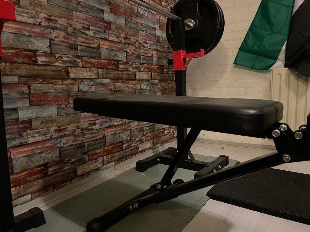 Foto 6 van Complete bankdruk set met stang en 147.5 kg aan gewichten