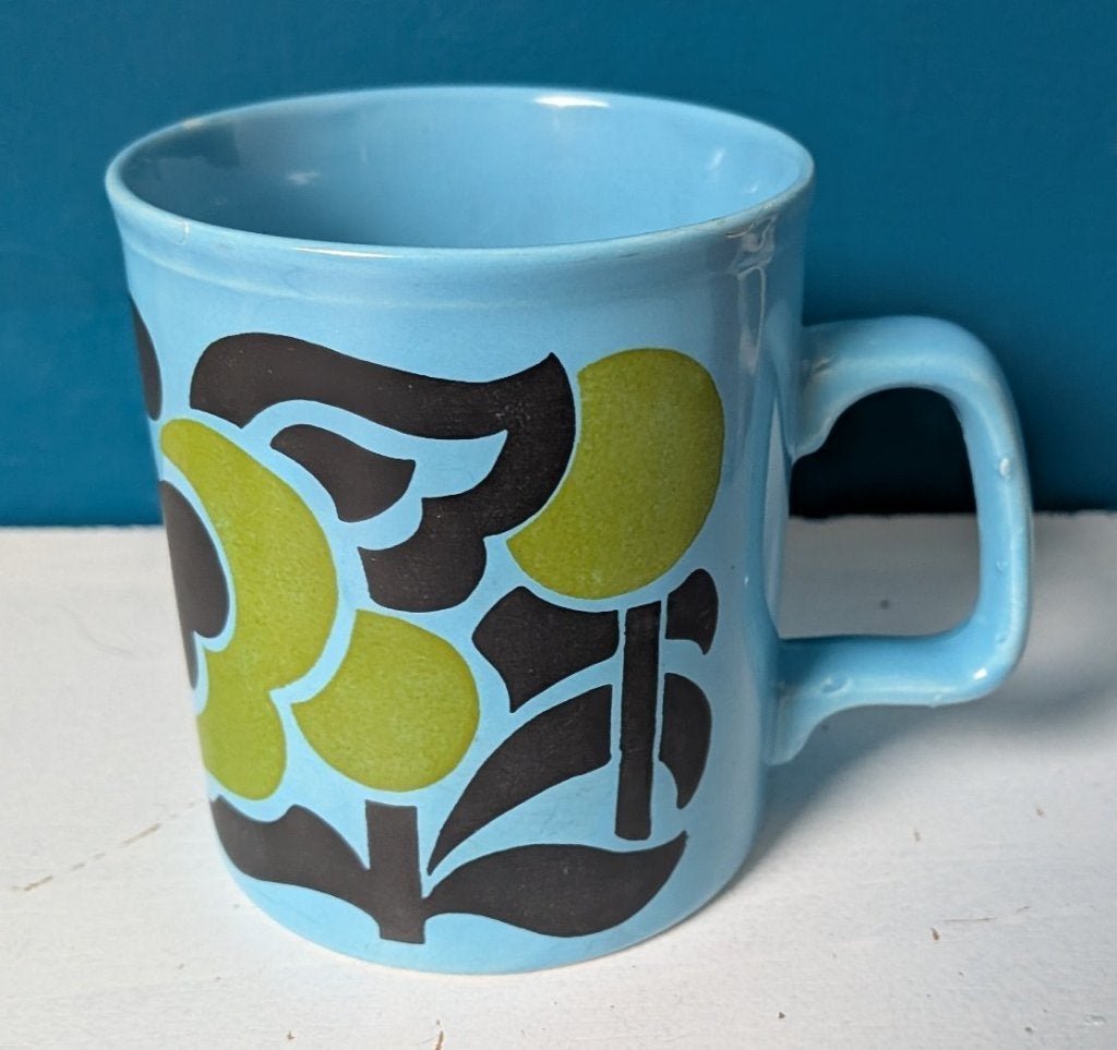 Blauwe vintage beker van Kilncraft met bloemen, Overige merken, Keramiek, Vintage, Zo goed als nieuw