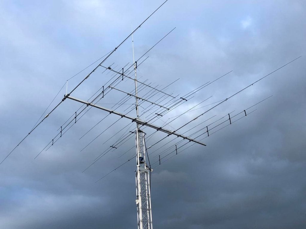 Te koop elektrisch uitschuifbare antenne mast aluminium, Ophalen, Gebruikt, Mast