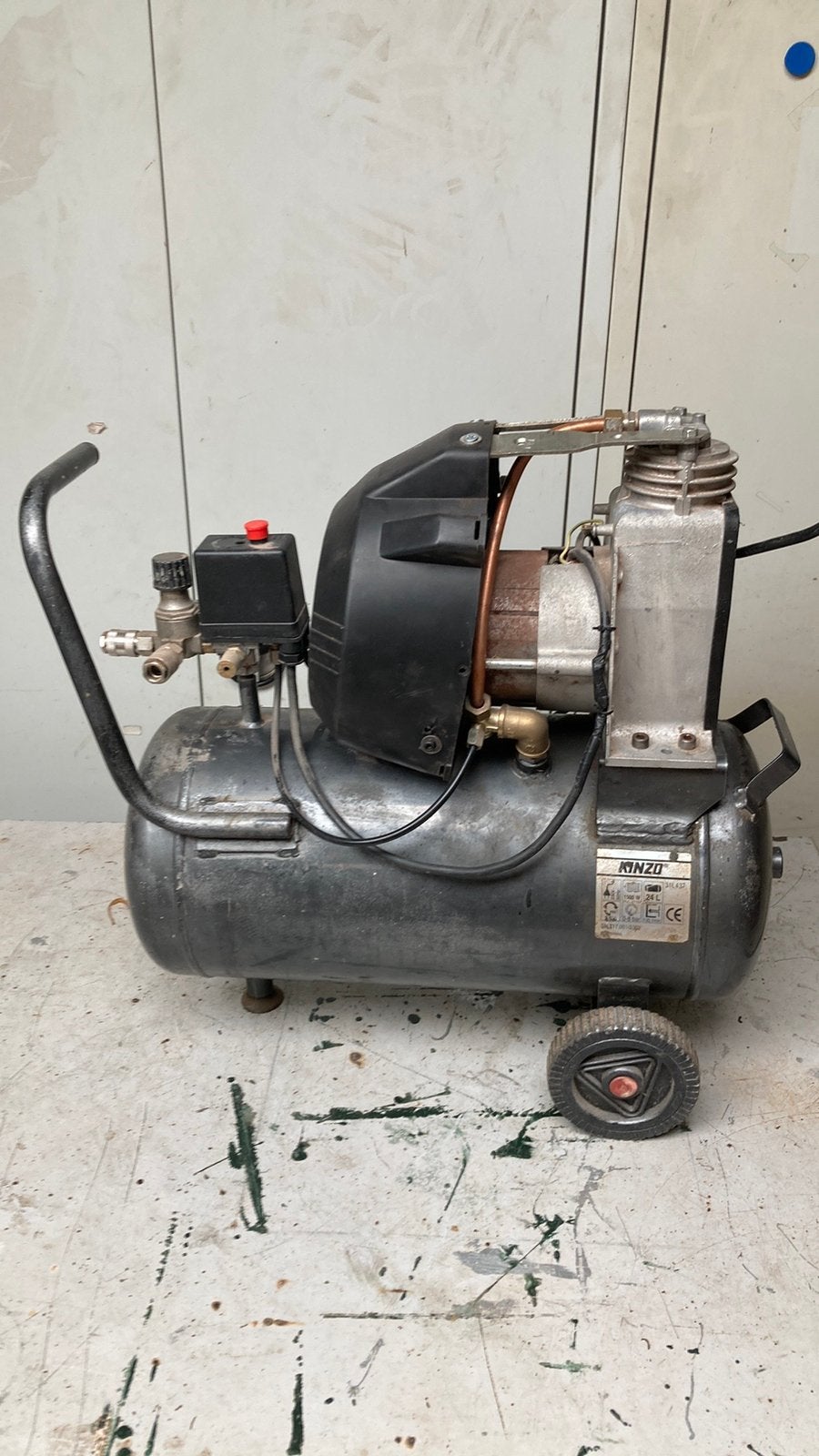 compressor goed werkend, Doe-het-zelf en Verbouw, Compressors, Ophalen, Gebruikt, 6 tot 10 bar, Minder dan 200 liter/min