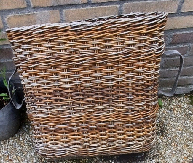Nettecr rechthoekige, hoge rotan of rieten mand., Ophalen of Verzenden, Rond, Minder dan 30 cm