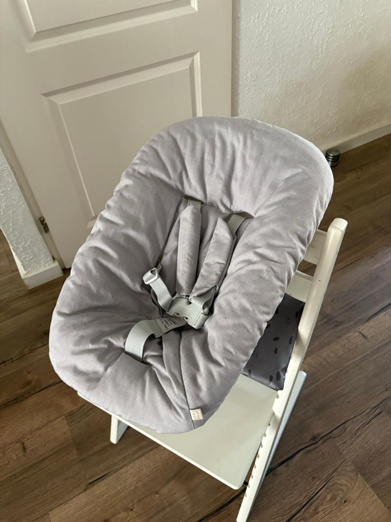 Stokke Tripp Trapp Newborn Set (zonder speelboog), Kinderen en Baby's, Kinderstoelen, Ophalen, Gebruikt, Meegroeistoel, Gordel(s)