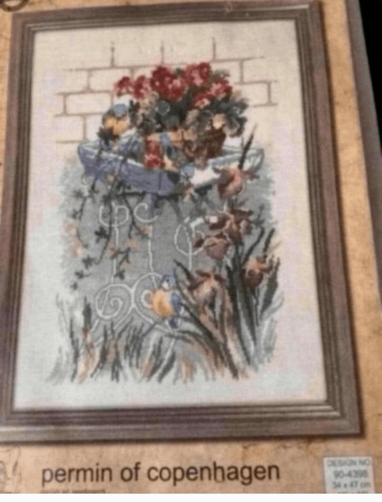 BORDUURPAKKET PERMIN OF COPENHAGEN TERRASTAFEL EN BLOEMEN, Verzenden, Nieuw, Handborduren, Borduurpakket
