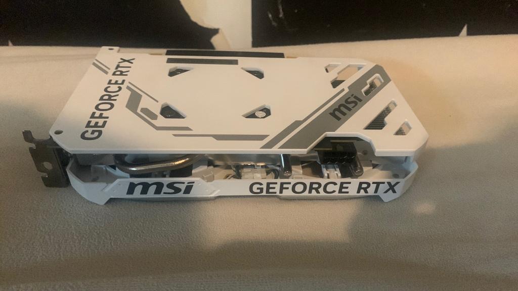 Rtx 4060 - 8gb vram, Computers en Software, Videokaarten, GDDR6, PCI-Express 4, Ophalen of Verzenden, Zo goed als nieuw