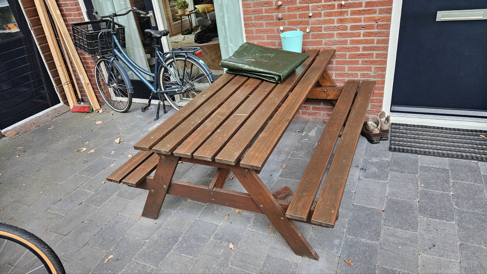 Houten picknicktafel (180x150cm), Tuin en Terras, Ophalen, Gebruikt, Rechthoekig, Hout