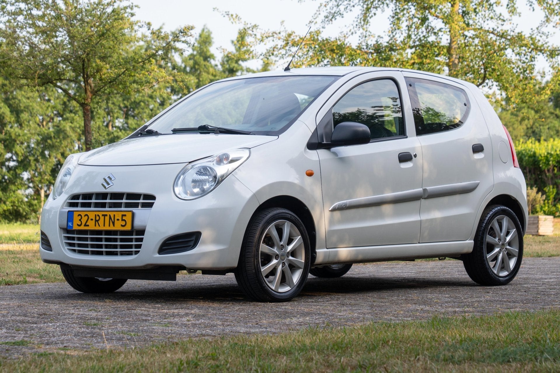 Suzuki Alto 1.0 Silver-line 1e Eigenaar 36.680 km +NAP NL-au, Euro 5, Gebruikt, 200 kg, Leder en Stof