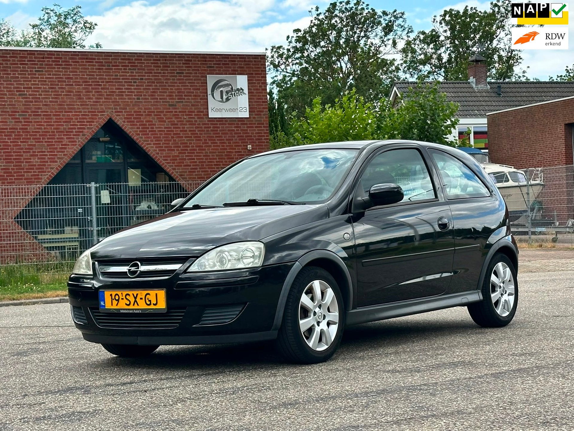 Opel Corsa 1.4-16V Silverline Ijskoude Airco*LM velgen*Elekt, Voorwielaandrijving, 450 kg, Gebruikt, 31 €/maand