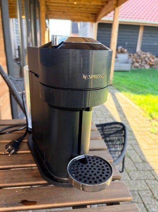 Nespresso Vertuo, Afneembaar waterreservoir, Koffiepads en cups, Koffiemachine, Ophalen of Verzenden