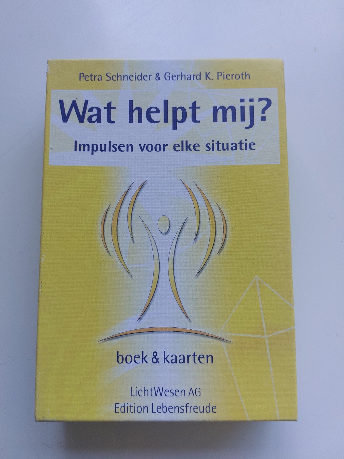 Wat helpt mij? Boek + kaarten, Ophalen of Verzenden, Zo goed als nieuw, Tarot of Kaarten leggen, Overige typen