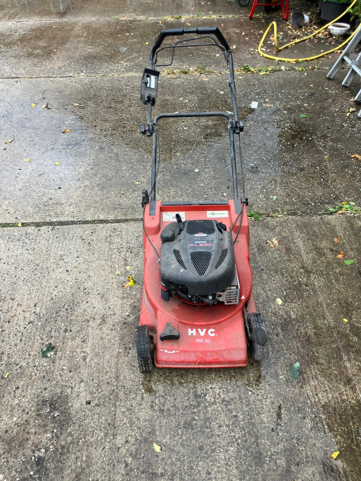 Grasmaaier met brigs en straton motor voor onderdelen, Tuin en Terras, Grasmaaiers, Ophalen, Cirkelmaaier, Gebruikt, Benzine-grasmaaier