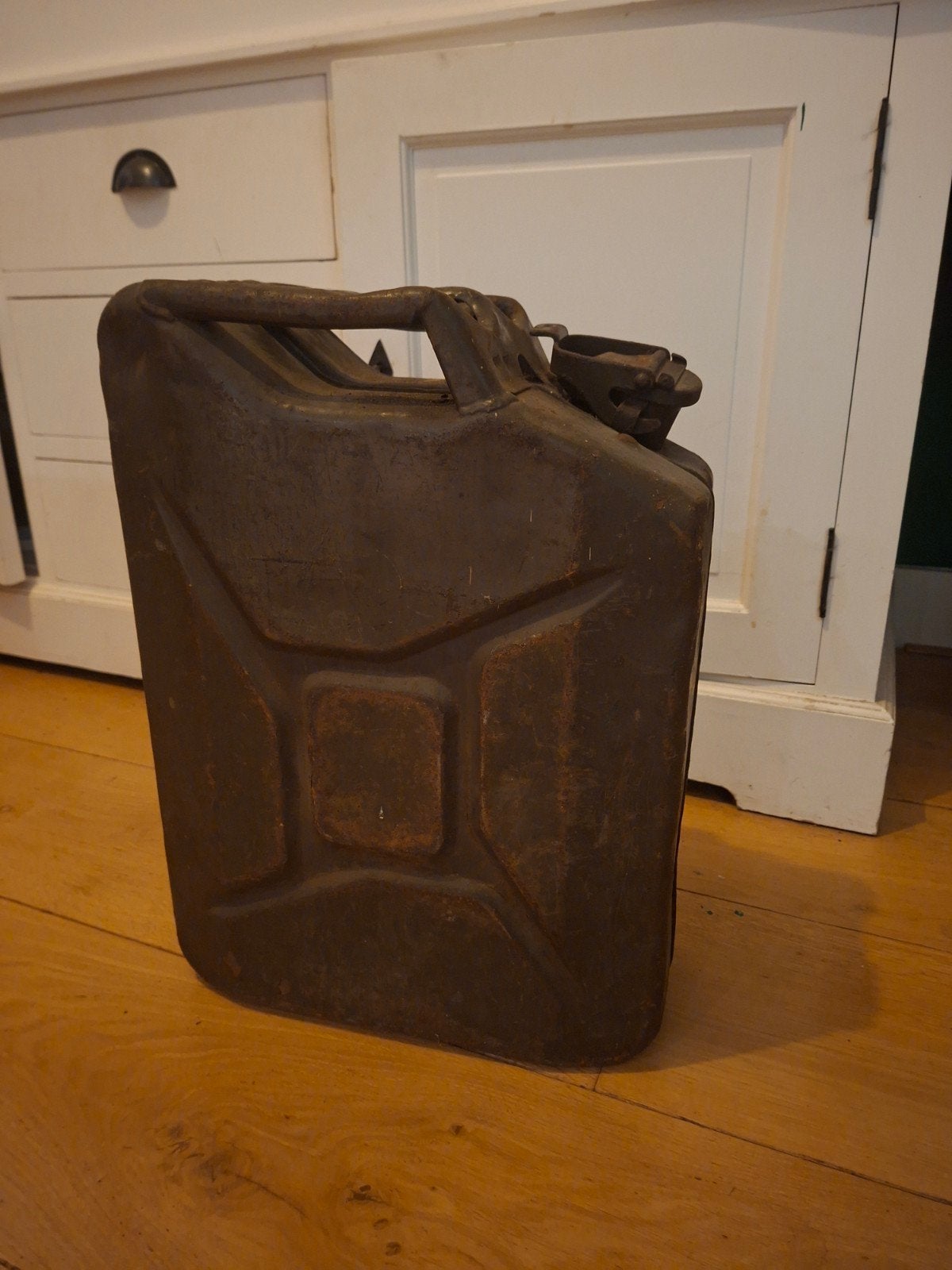 Jerrycan van ijzer, Ophalen of Verzenden, Landmacht, Nederland