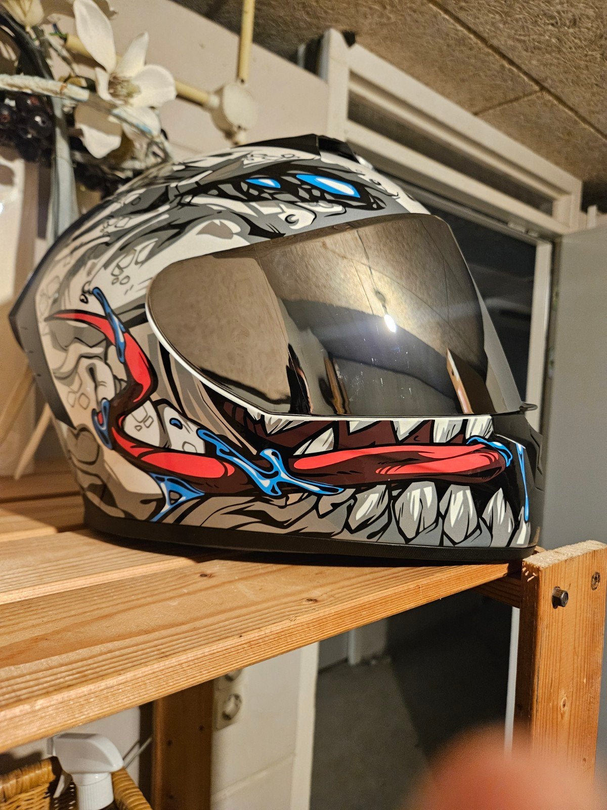 Nieuwe helm, maat L - Slechts 2x gedragen, Motoren, Kleding | Motorhelmen, Ophalen of Verzenden