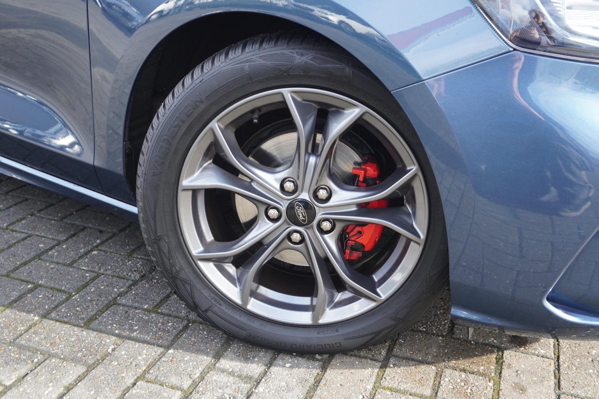 Ford Focus 1.0 EcoBoost Hybrid ST Line X Business / Camera /, Auto's, Ford, Gebruikt, 1277 kg, Blauw, Origineel Nederlands