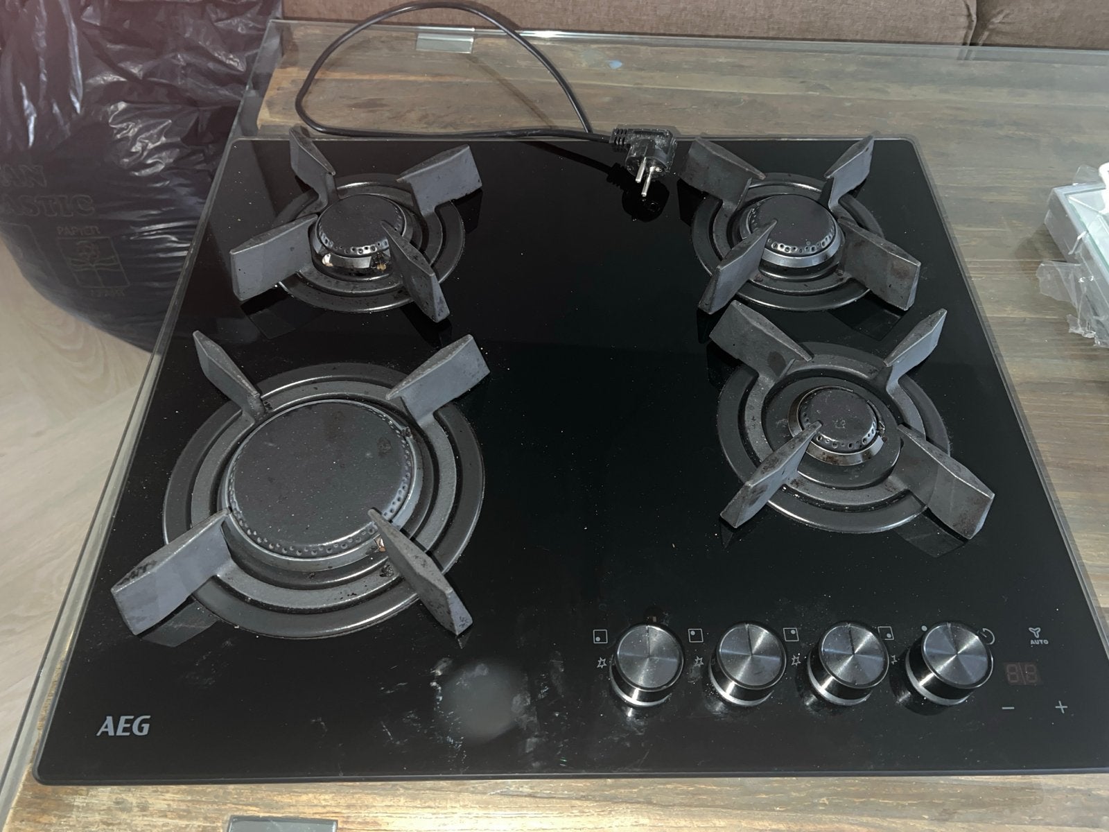 AEG Gasfornuis - 4 Kookzones - Zwart Glas, Witgoed en Apparatuur, Kookplaten, Ophalen, Gebruikt, 4 kookzones, Gas