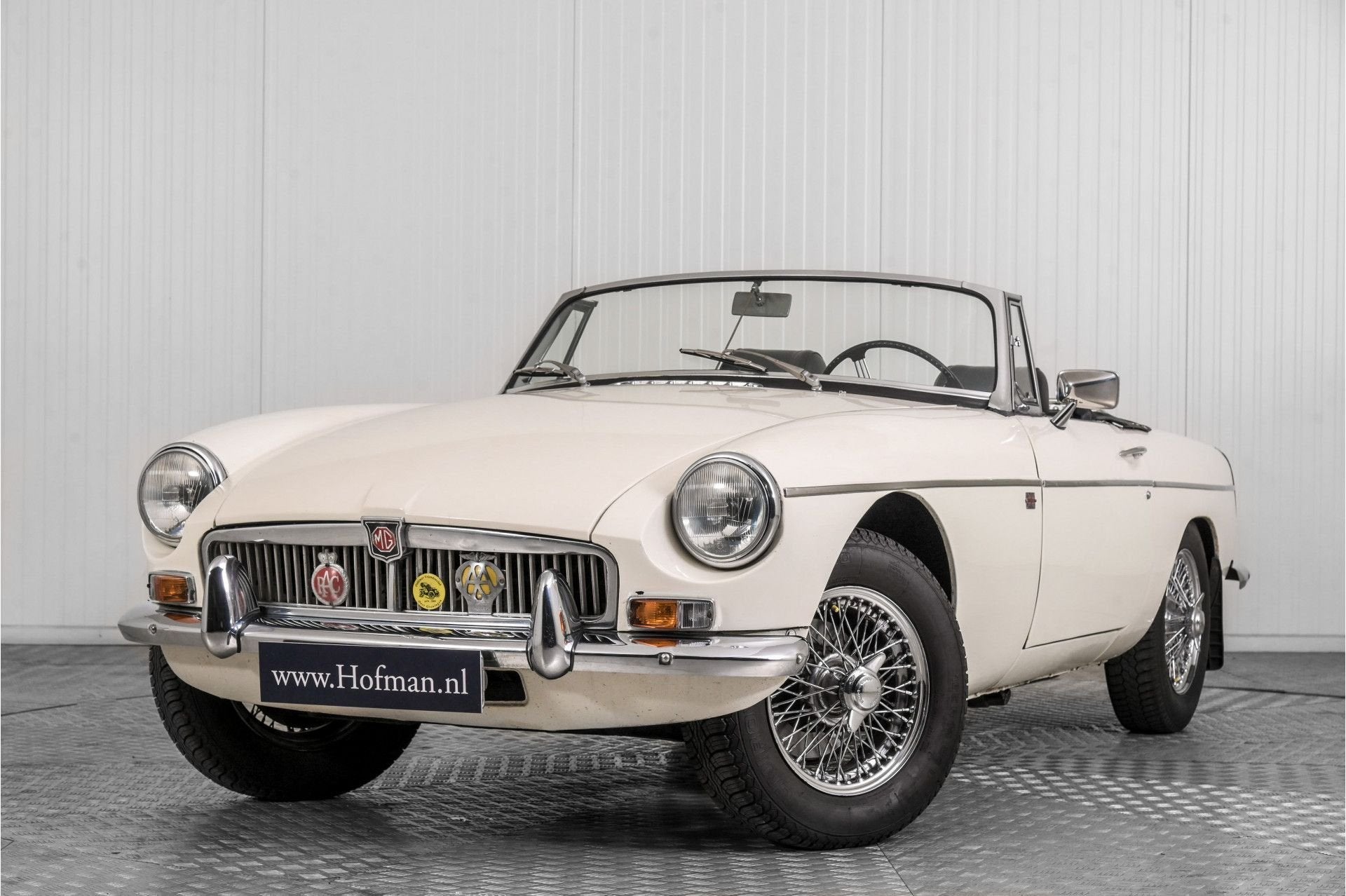 MG B 1.8 Roadster (bj 1969), B, Achterwielaandrijving, Gebruikt, 4 cilinders