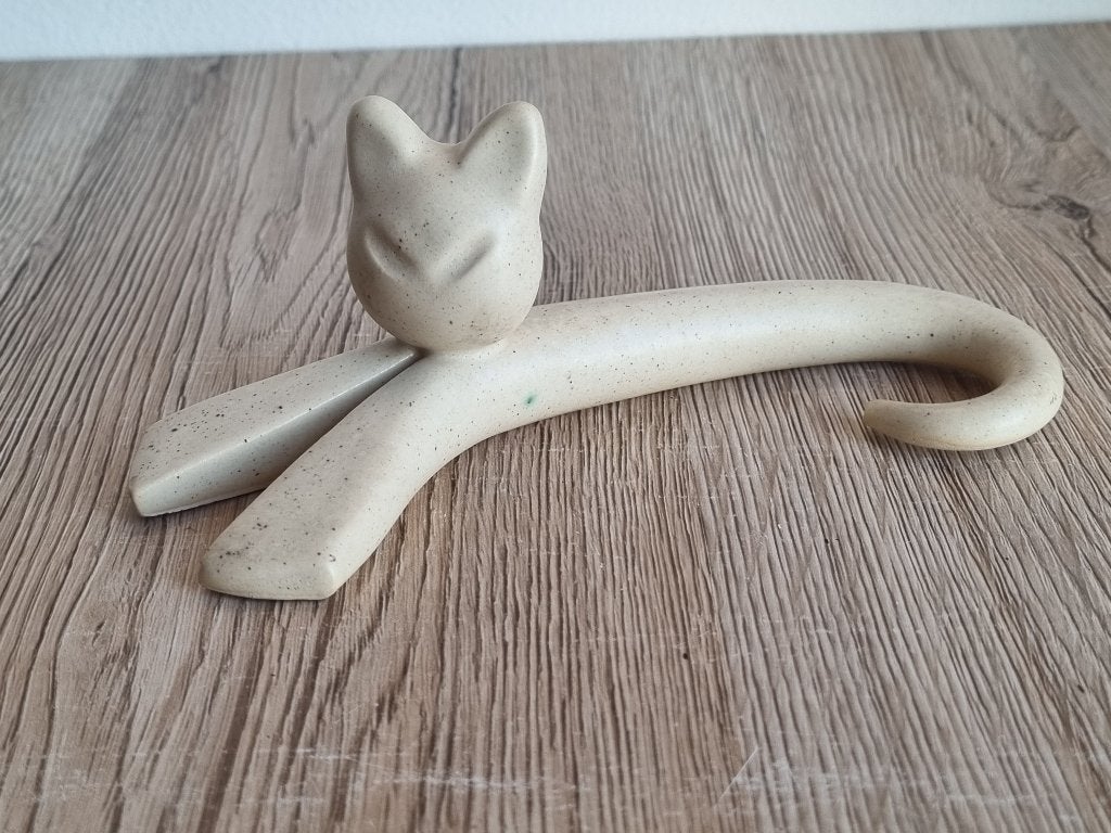 Vintage Liggende Kat Keramiek Peter Selhorst Sandstone Beige, Antiek en Kunst, Kunst | Designobjecten, Beeld, Steen/keramiek, Beige
