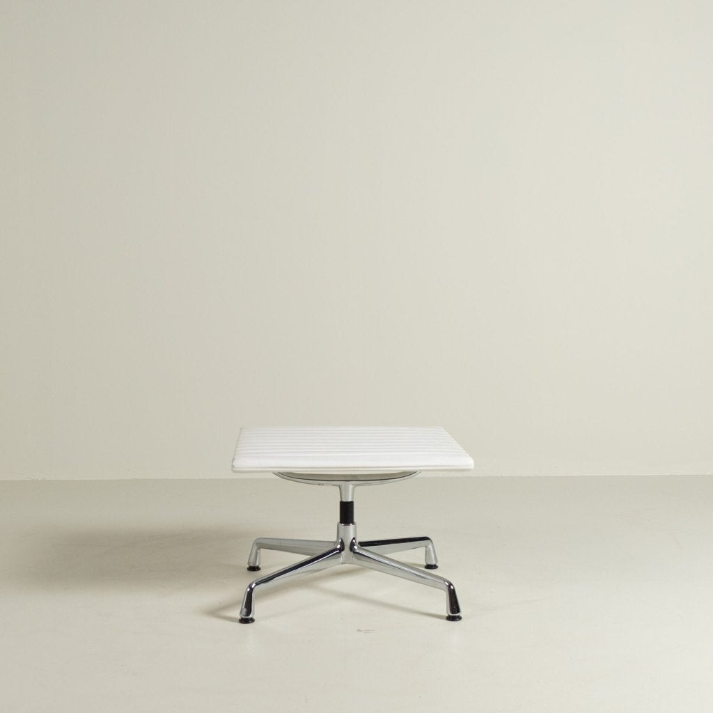 Vitra Eames EA125 Hocker Wit Leer - Chroom, Niet ingevuld, Leer, Zo goed als nieuw, Vitra