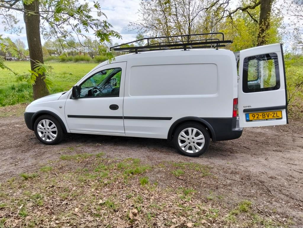 Opel Combo 1.4 H AC 2006, Voorwielaandrijving, 450 kg, 4 cilinders, Wit