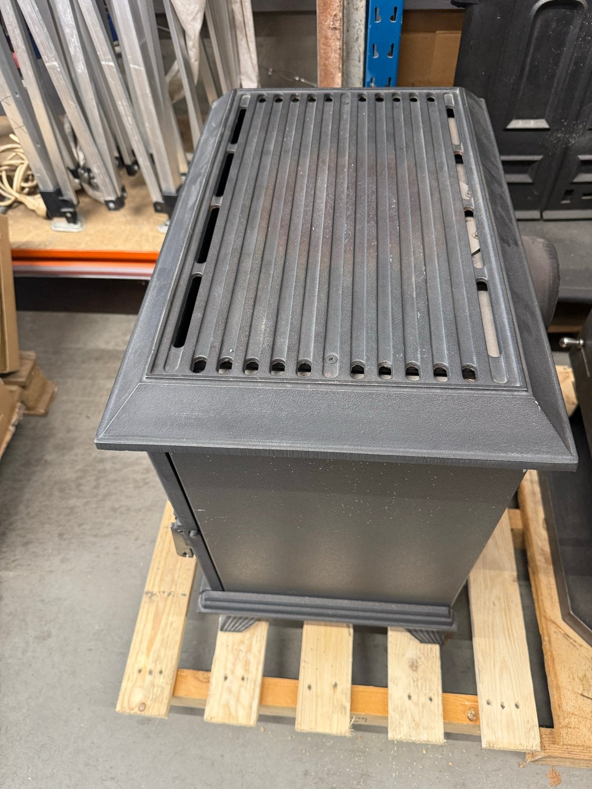 Gebruikte Thermocet Houtkachel - Laag Model voor Mancave, Huis en Inrichting, Ophalen, Gebruikt, Houtkachel, Thermocet