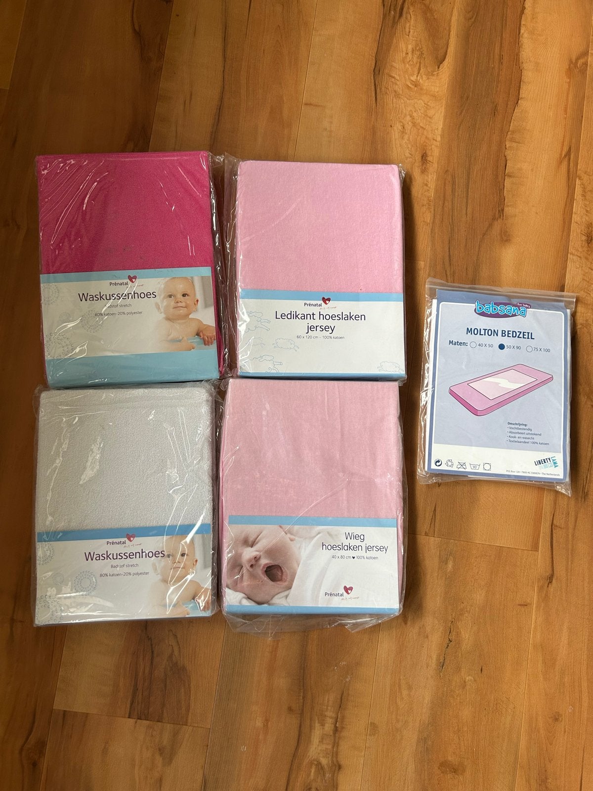 Babyspullen set: hoeslakens, kussenhoezen en molton bedzeil, Kinderen en Baby's, Jongetje of Meisje, Nieuw, Ophalen of Verzenden