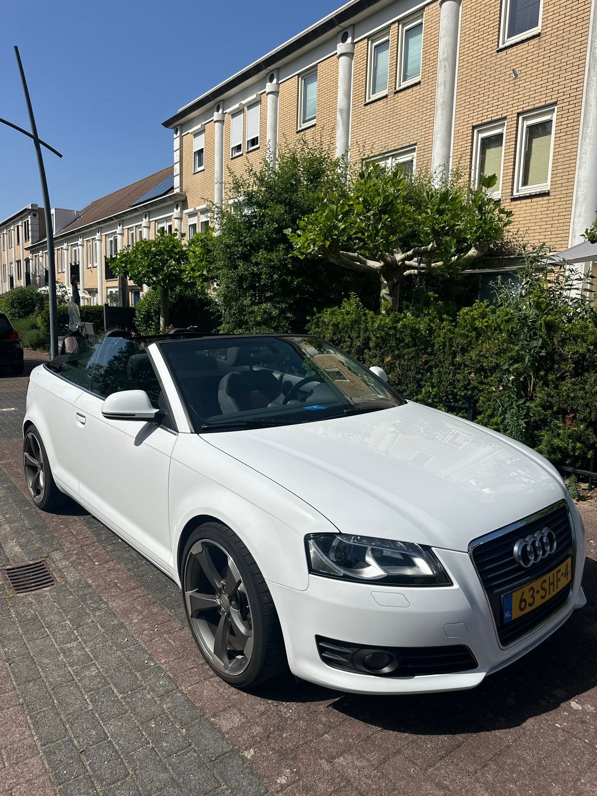 Audi A3 1.2 Tfsi 77KW Cabriolet 2012 Wit, Auto's, Audi, Voorwielaandrijving, 4 cilinders, Cabriolet, 4 stoelen