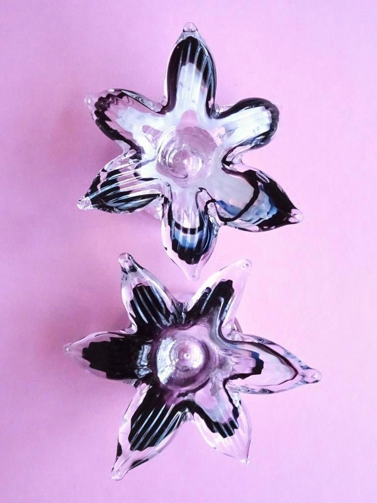 2x vintage Murano glas bloem design kandelaar paars wit, Ophalen, Zo goed als nieuw, Overige materialen, Kandelaar