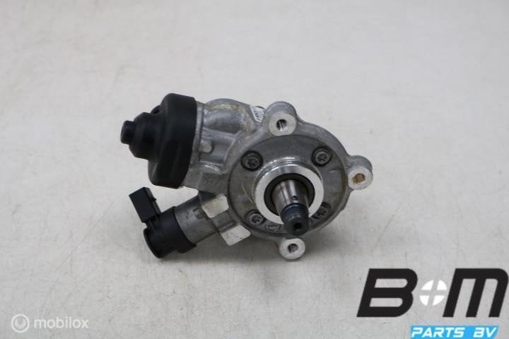 Hogedrukpomp VW Golf 7 TDI 04L130755D, Gebruikt