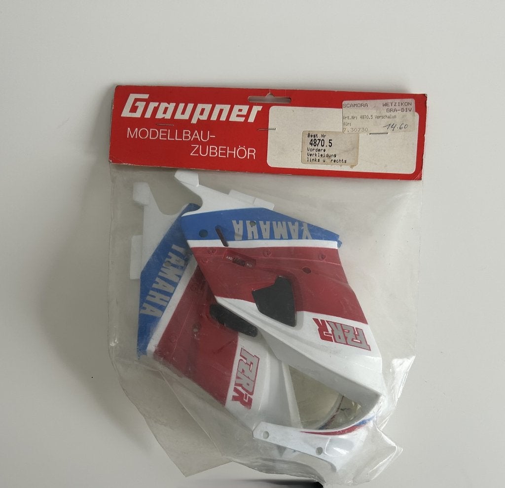 Graupner links / rechts body 4870.5 Yamaha motor nieuw rc