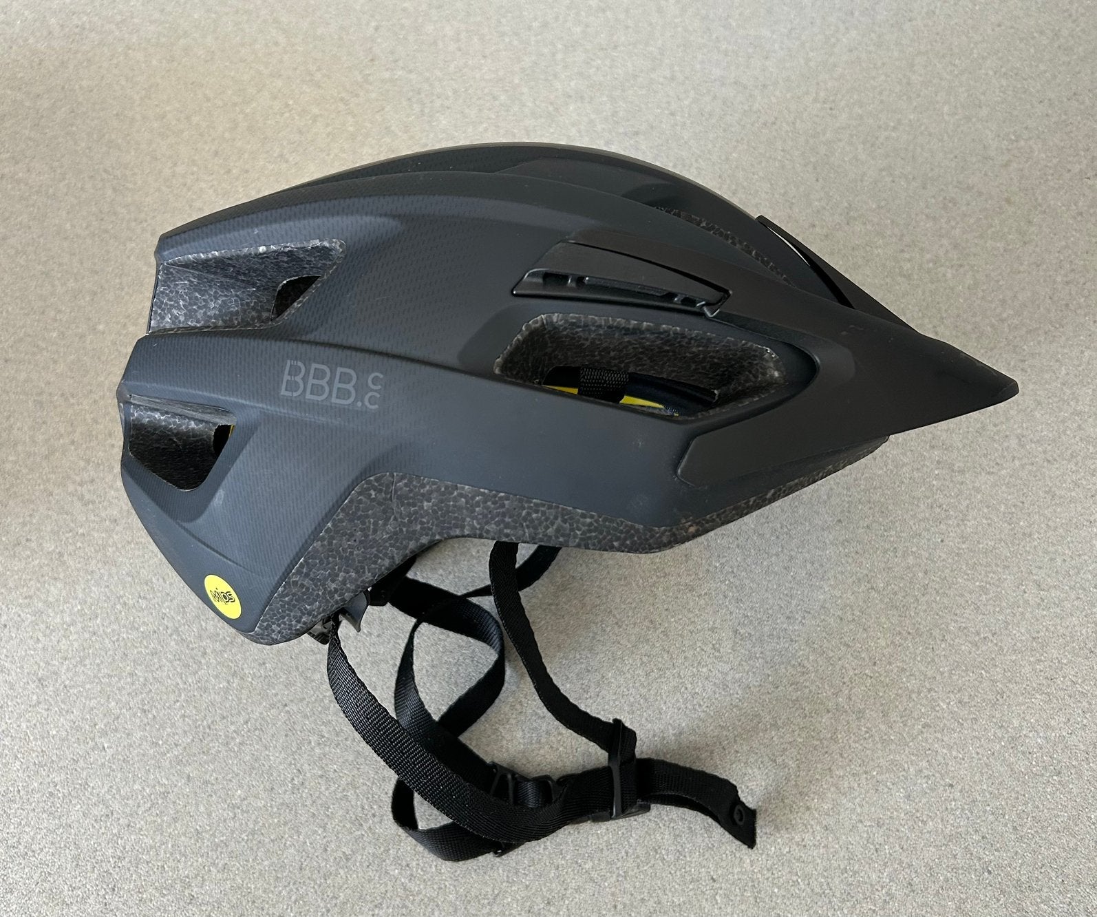 MTB helm - Dune Mips 2.0 - maat L (58-61 cm) - mat zwart, Ophalen, Zo goed als nieuw, L, Heer of Dame