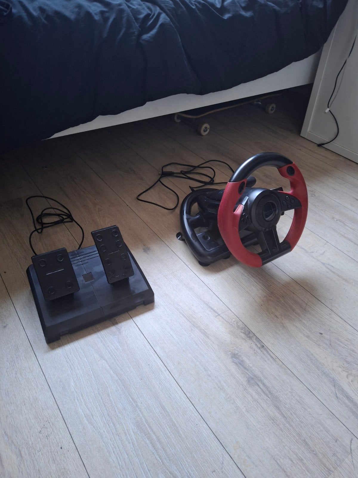 Racing Wheel voor PS4/Xbox - Zo goed als nieuw, Spelcomputers en Games, Spelcomputers | Xbox | Accessoires, Ophalen, Zo goed als nieuw