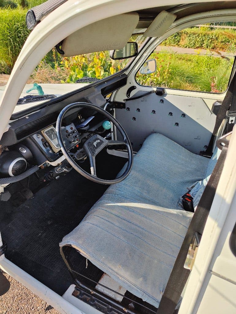 Citroën 2CV 0.6 Spécial 1989 | Perrier Limited Edition, foto 5