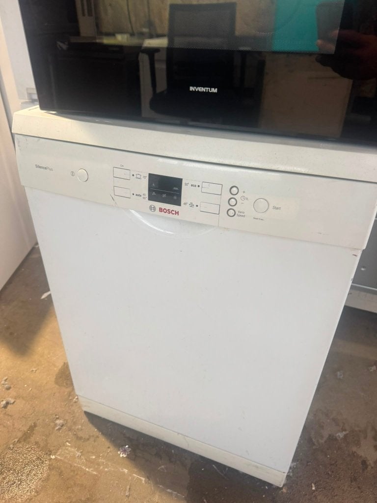 Bosch Vaatwasser schoon garantie bezorging, Witgoed en Apparatuur, Ophalen of Verzenden, 85 tot 90 cm, Gebruikt, Energieklasse A of zuiniger