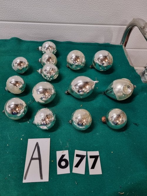 Kerstboom ballen hangers zilver retro, [a677], Ophalen of Verzenden, 'T Olde Gre-j, Info@toldegrej.nl, Endepoelstraat 20f Didam