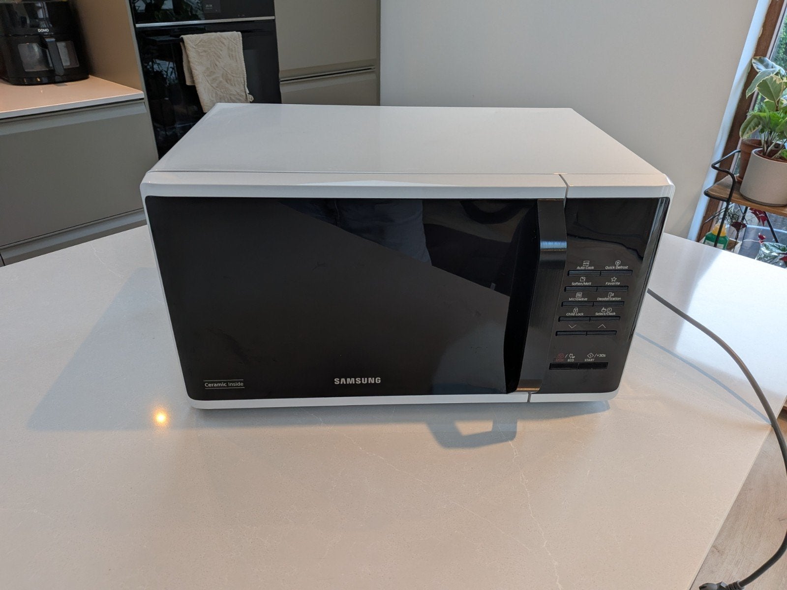 Samsung MS23K3513AW Magnetron - Zo goed als nieuw, Ophalen, Draaiplateau, Vrijstaand, Magnetron