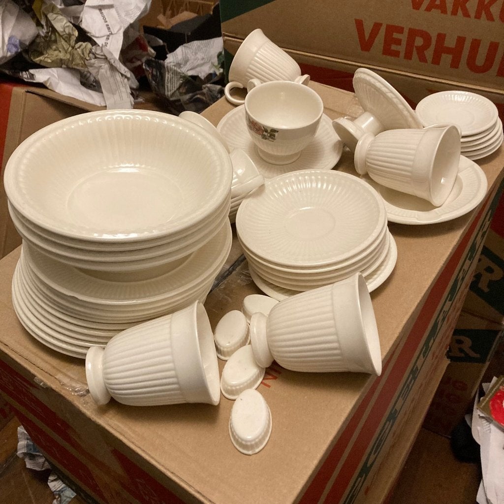 Wit Wedgwood servies, Ophalen, Klassiek, Zo goed als nieuw, Wedgwood