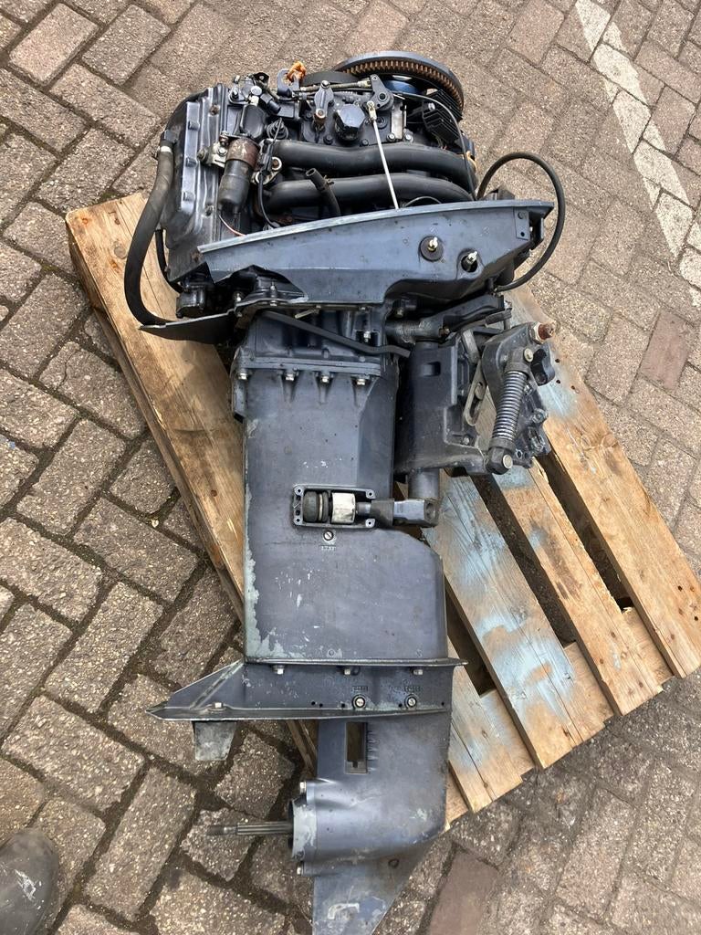 Yanmar D27 diesel buitenboordmotor, defect, onderdelen, Watersport en Boten, Buiten- en Binnenboordmotoren, Ophalen, 10 tot 30 pk