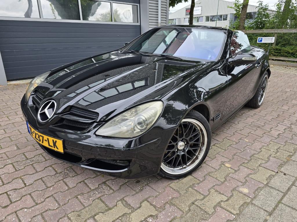Mercedes-Benz SLK SLK200 Kompressor YOUNTIMER (bj 2004), Auto's, Gebruikt, Overige carrosserieën, 1796 cc, Bedrijf