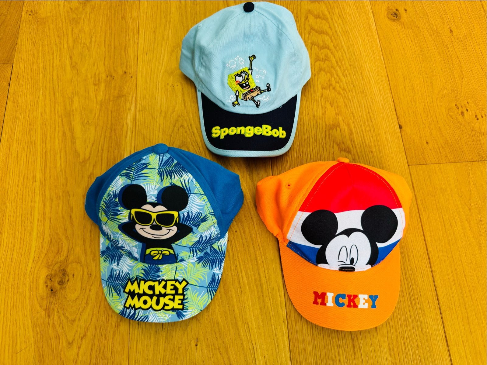 kinderpetten: Mickey Mouse & SpongeBob, Maat 50, Gebruikt, Jongetje of Meisje, Ophalen of Verzenden