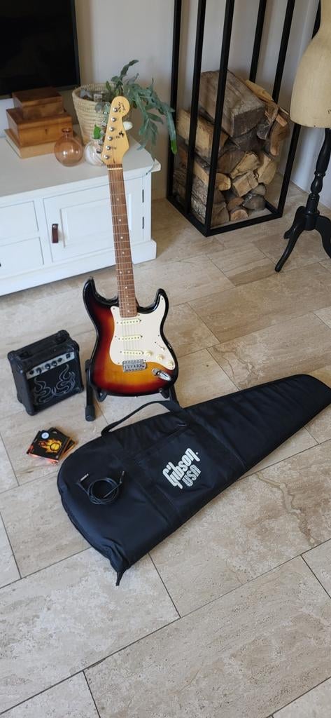 Fender Mustang Gitaar Set: Compleet voor Startende Rockers, Ophalen, Fender, Gebruikt, Met versterker