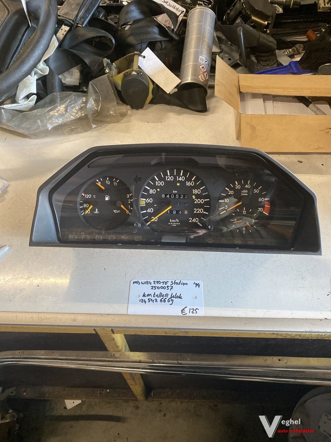 Mercedes W124 220 TE 5 bak handgeschakeld 1994wagennr 250005, Gebruikt, -, -, Ophalen of Verzenden