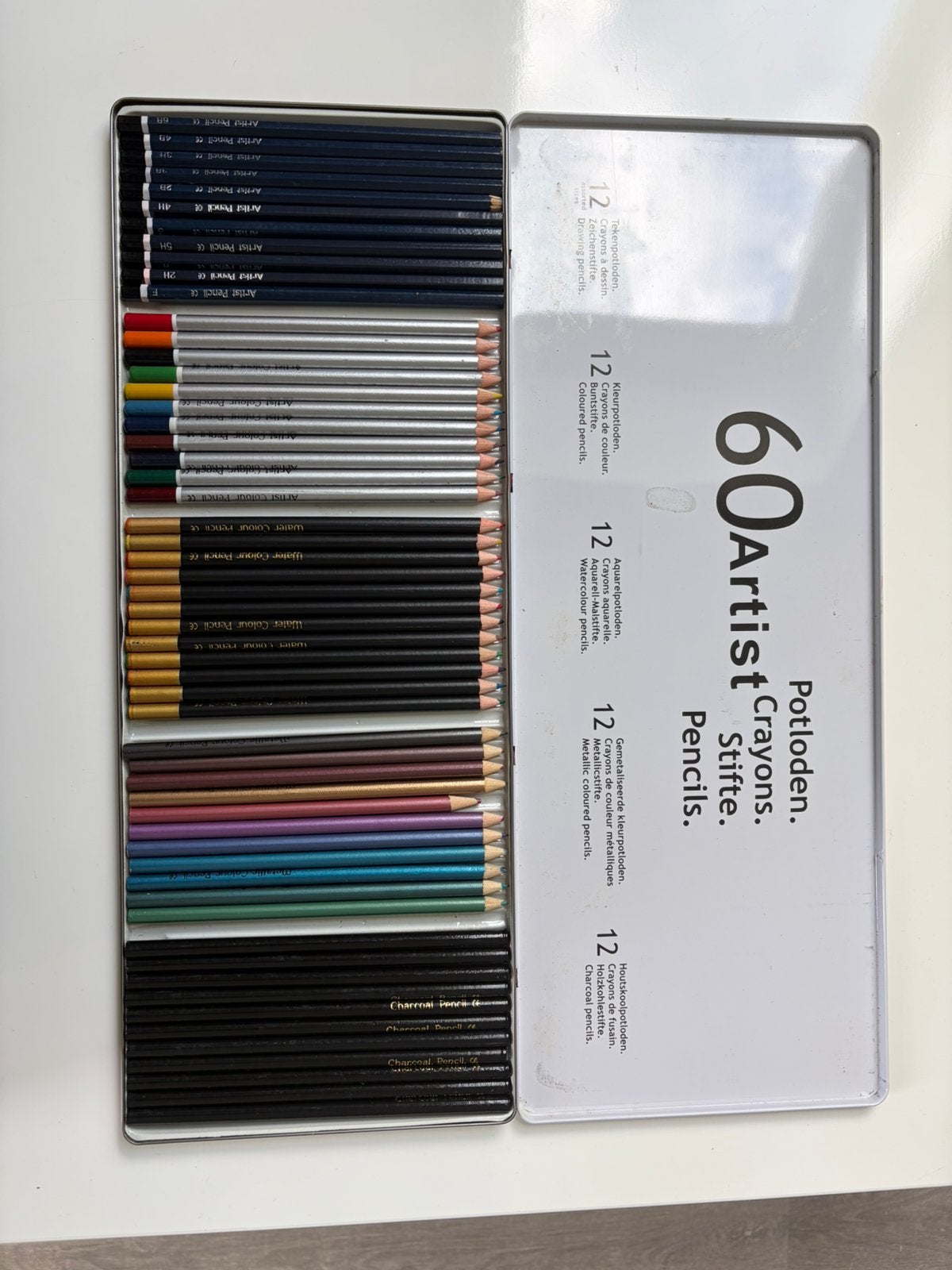 Tekendoos met 5 soorten potloden (56 stuks) Art & Design, Ophalen, Gebruikt, Potlood of Stift