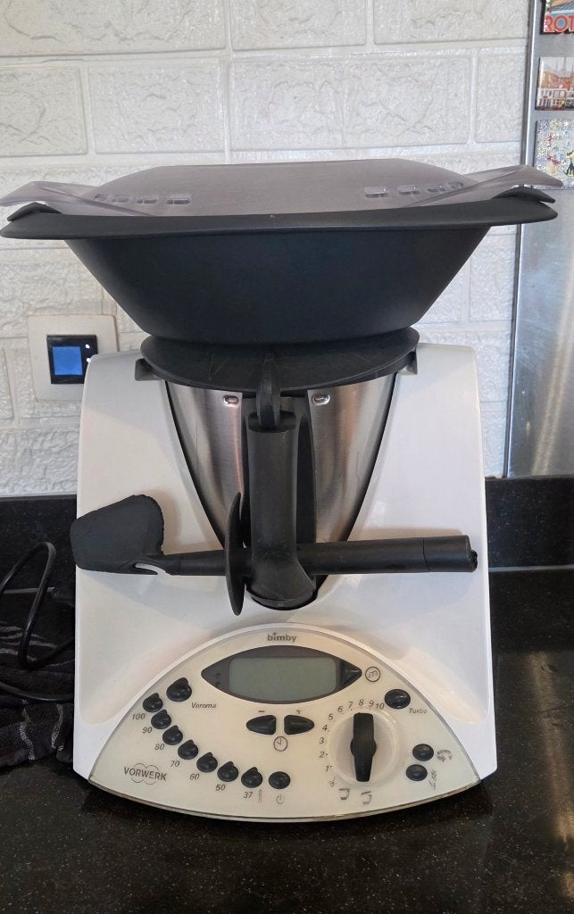 Vorwerk Thermomix TM31 + Varoma, Gebruikt, 3 snelheden of meer, Ophalen of Verzenden, 2 tot 3 liter