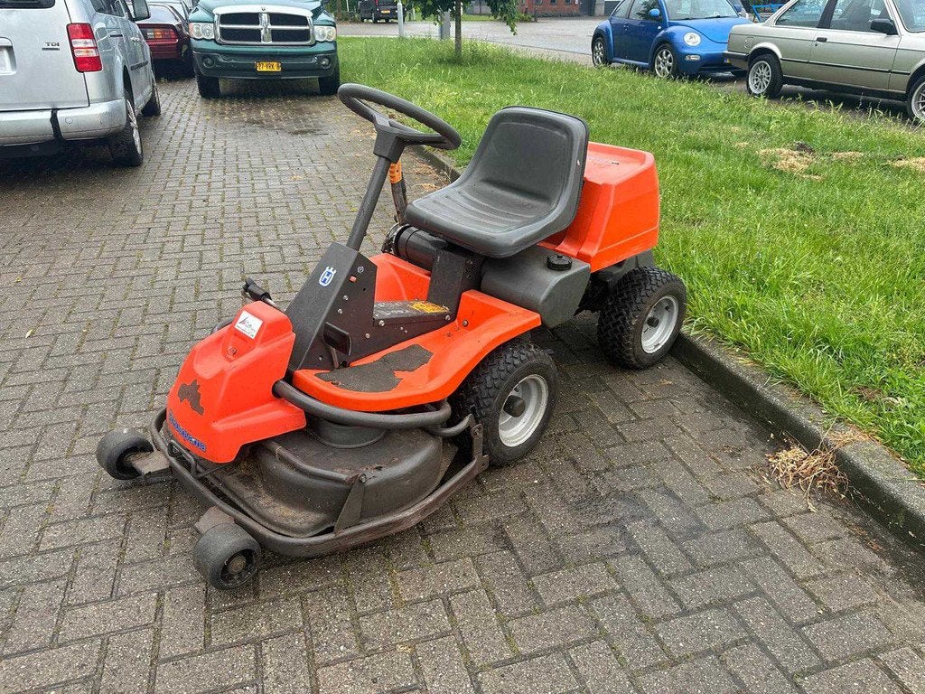 Husqvarna - rider 13 - Zitmaaier, Maaier