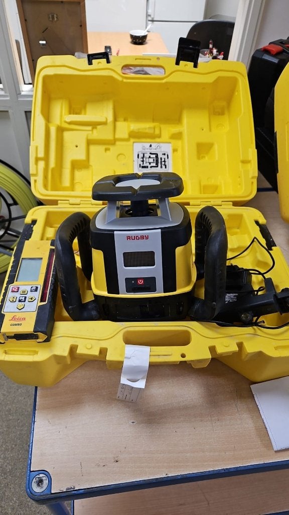 Te Koop: Dubbel afschot laser Rugby CLH&CLX400, Doe-het-zelf en Verbouw, Meetapparatuur, Ophalen of Verzenden, Zo goed als nieuw