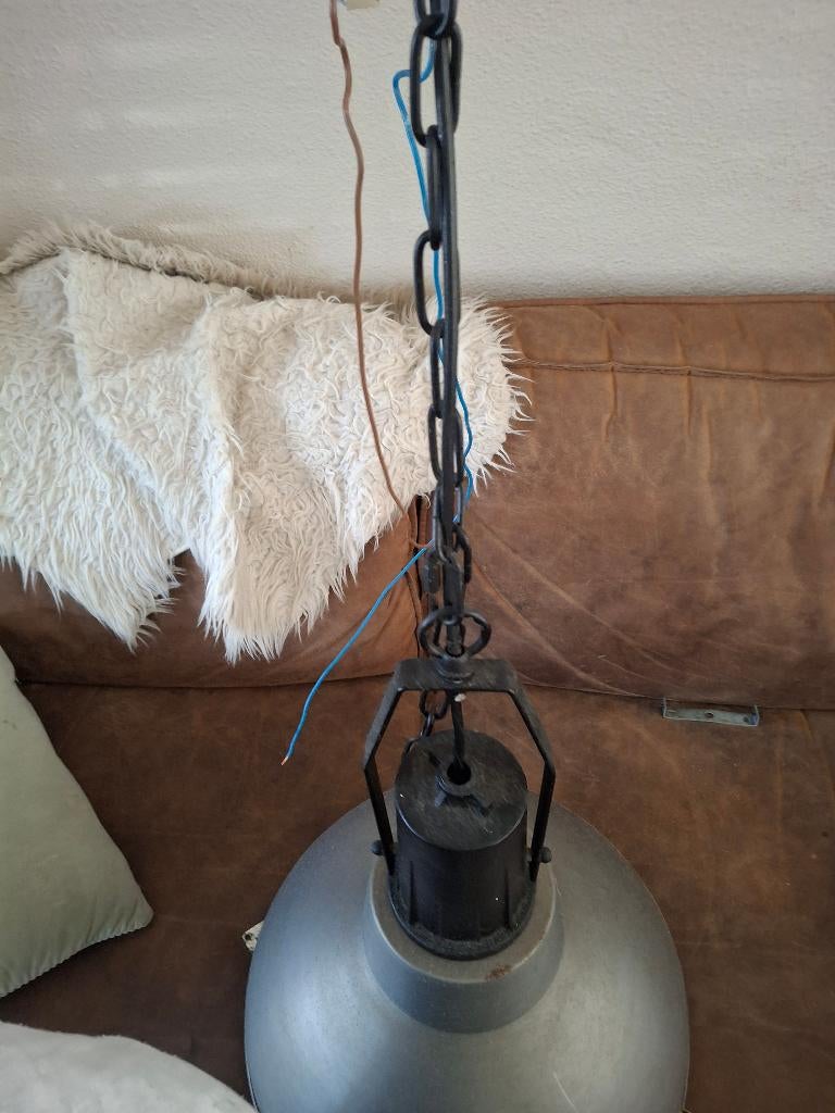Te koop hanglamp, Huis en Inrichting, Lampen | Hanglampen, Gebruikt, 50 tot 75 cm, Ophalen of Verzenden, Industriële hanglamp