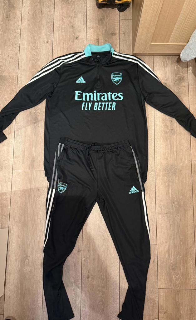 Arsenal trainingspak maat XL, Ophalen of Verzenden, Zo goed als nieuw, Maat 56/58 (XL), Voetbal