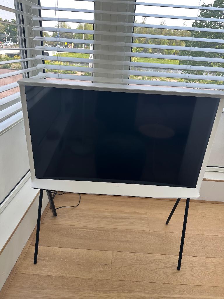Samsung the Serif tv, Ophalen, 50 Hz, Zo goed als nieuw, Samsung