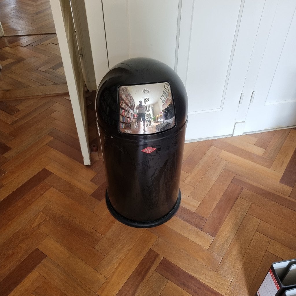 Prullenbak, Ophalen, Gebruikt, 50 tot 75 cm, 40 liter of meer