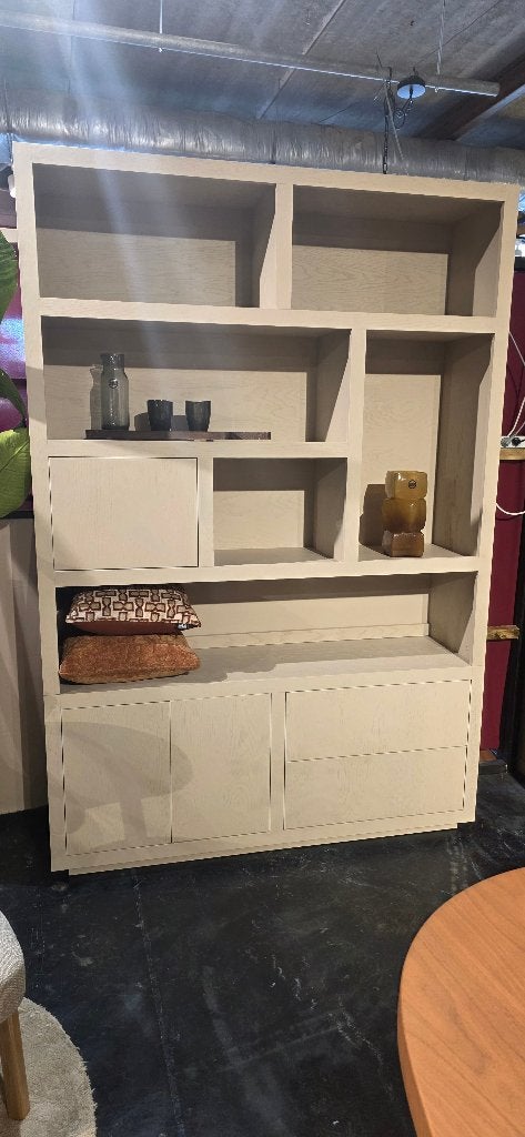 Kabinet/Vakken Kast Taupe 150cm Breed | SHOWMODEL, Bornsestraat, 200 cm of meer, 150 tot 200 cm, Met lade(s)
